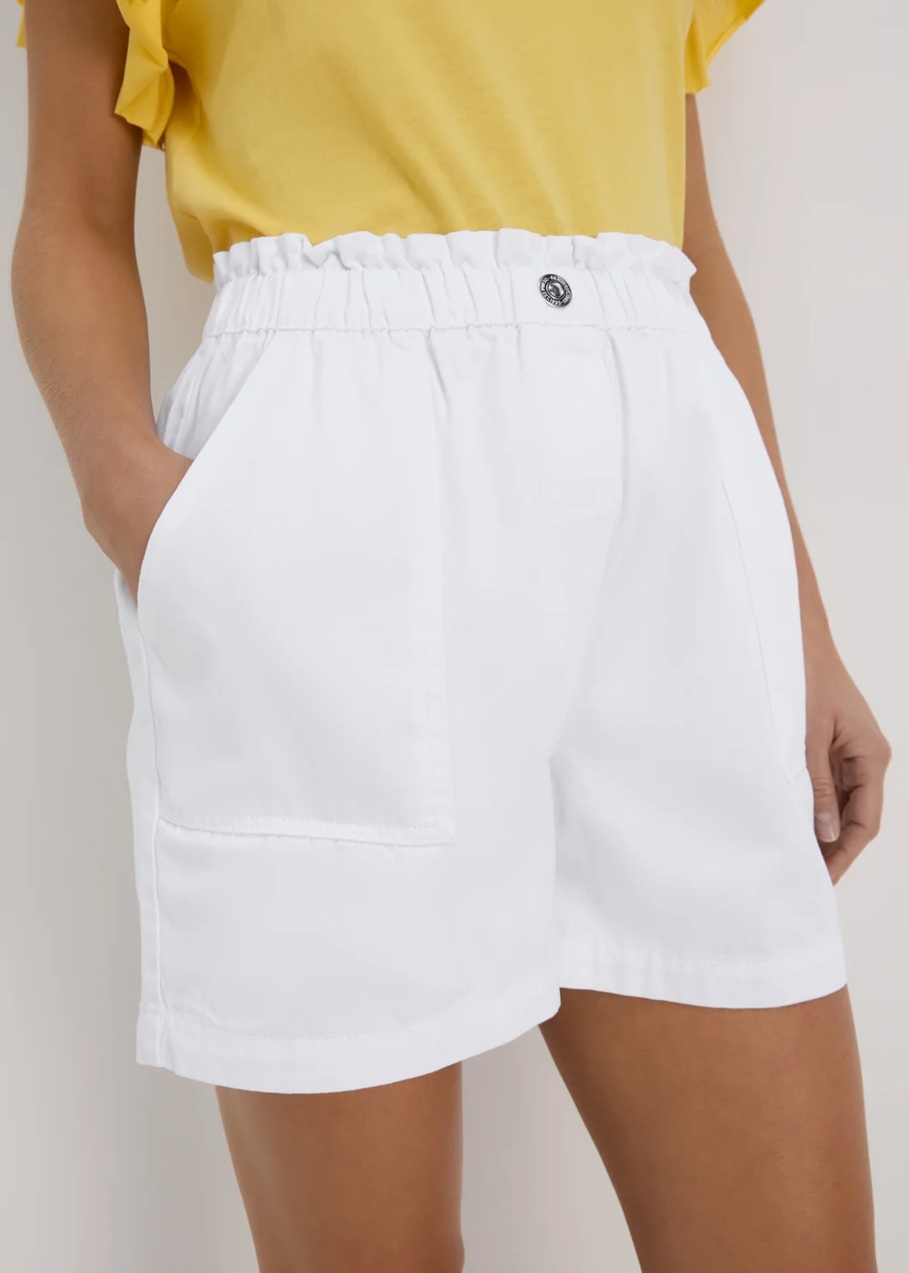 White Paperbag Shorts - 8 Image 3