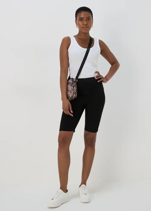 Black Rosie Knee Shorts - 8 Image 1