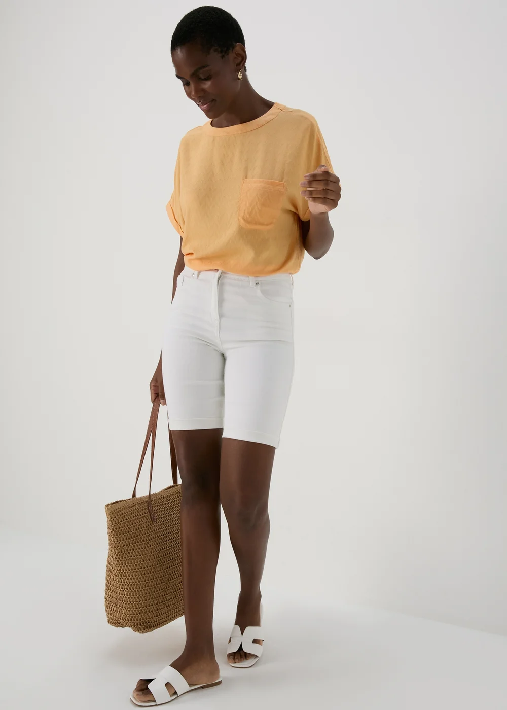 White Denim Knee Shorts - 8 Image 4