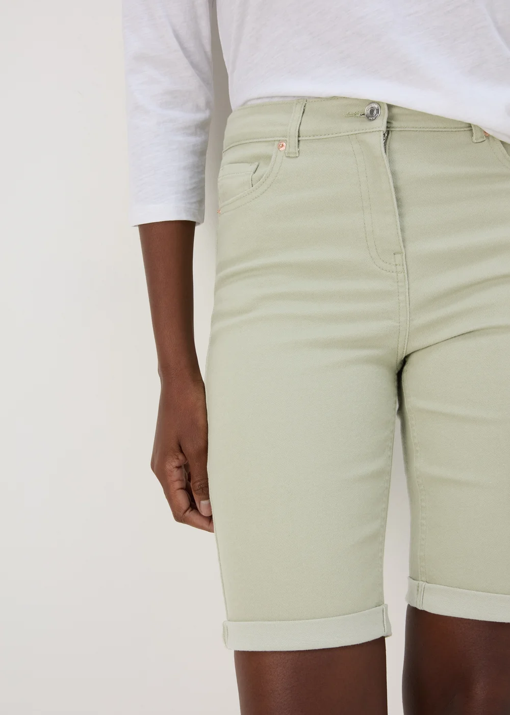 Sage Knee Shorts - 8 Image 3