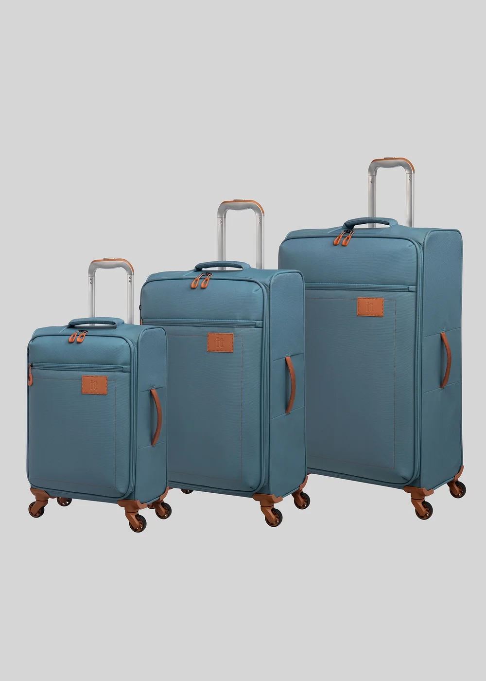 IT Luggage Soft Blue Suitcase - Cabin Image 1