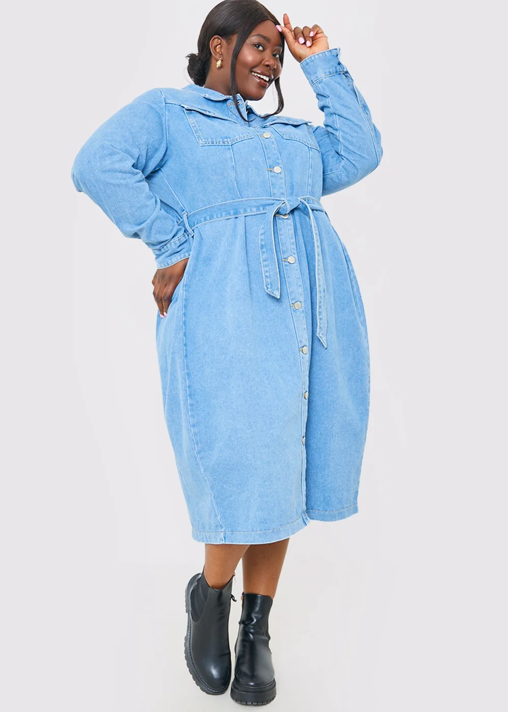 In The Style Light Blue Denim Midi Dress - 8 Image 5