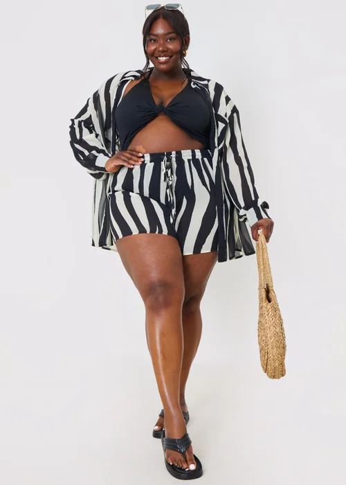 In the Style Jac Jossa Black White Print Beach Shorts - 26 Image 8