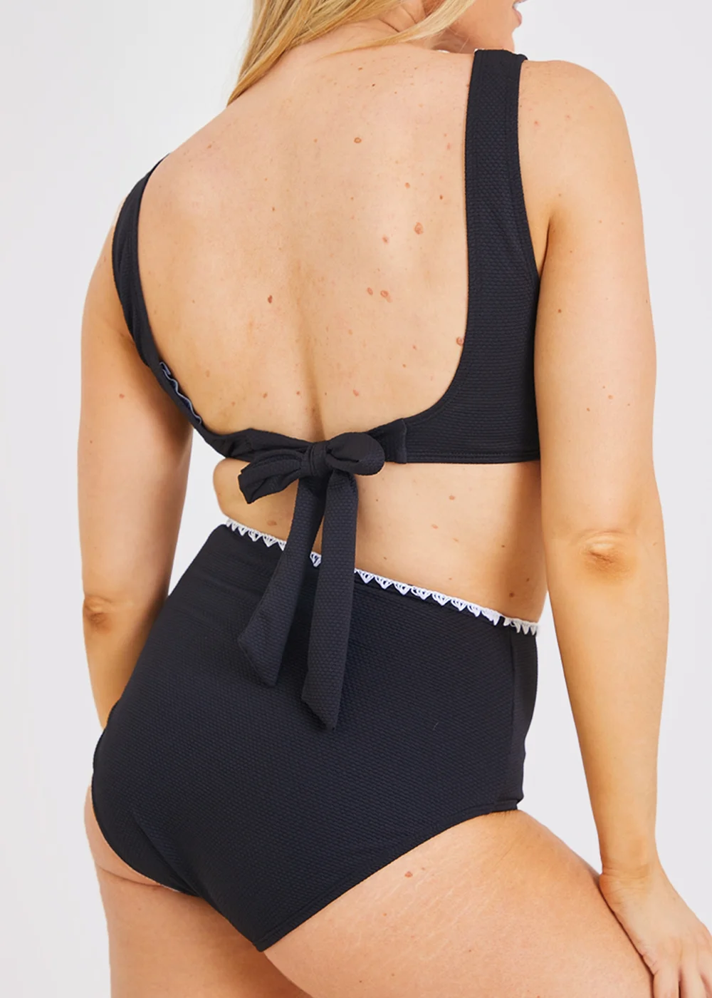 In the Style Jac Jossa Black Trim Bkini Top - 24 Image 4