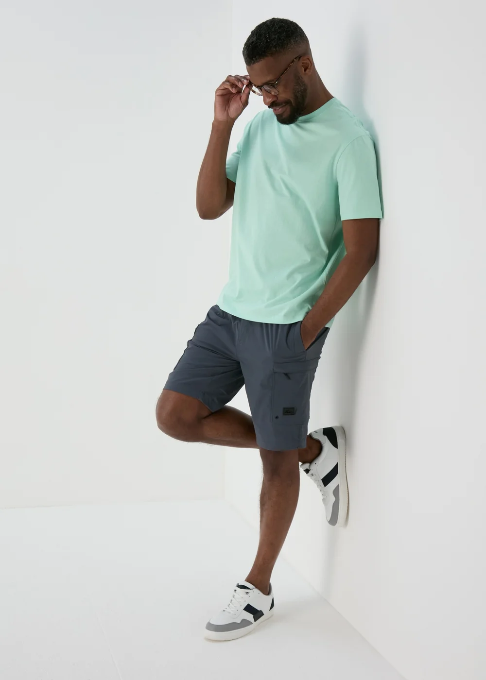 3 Pack Pink/Blue & Green Plain T-Shirt - S Image 4