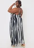 In the Style Jac Jossa Black Print Cut Out Maxi Dress - 8 Image 7