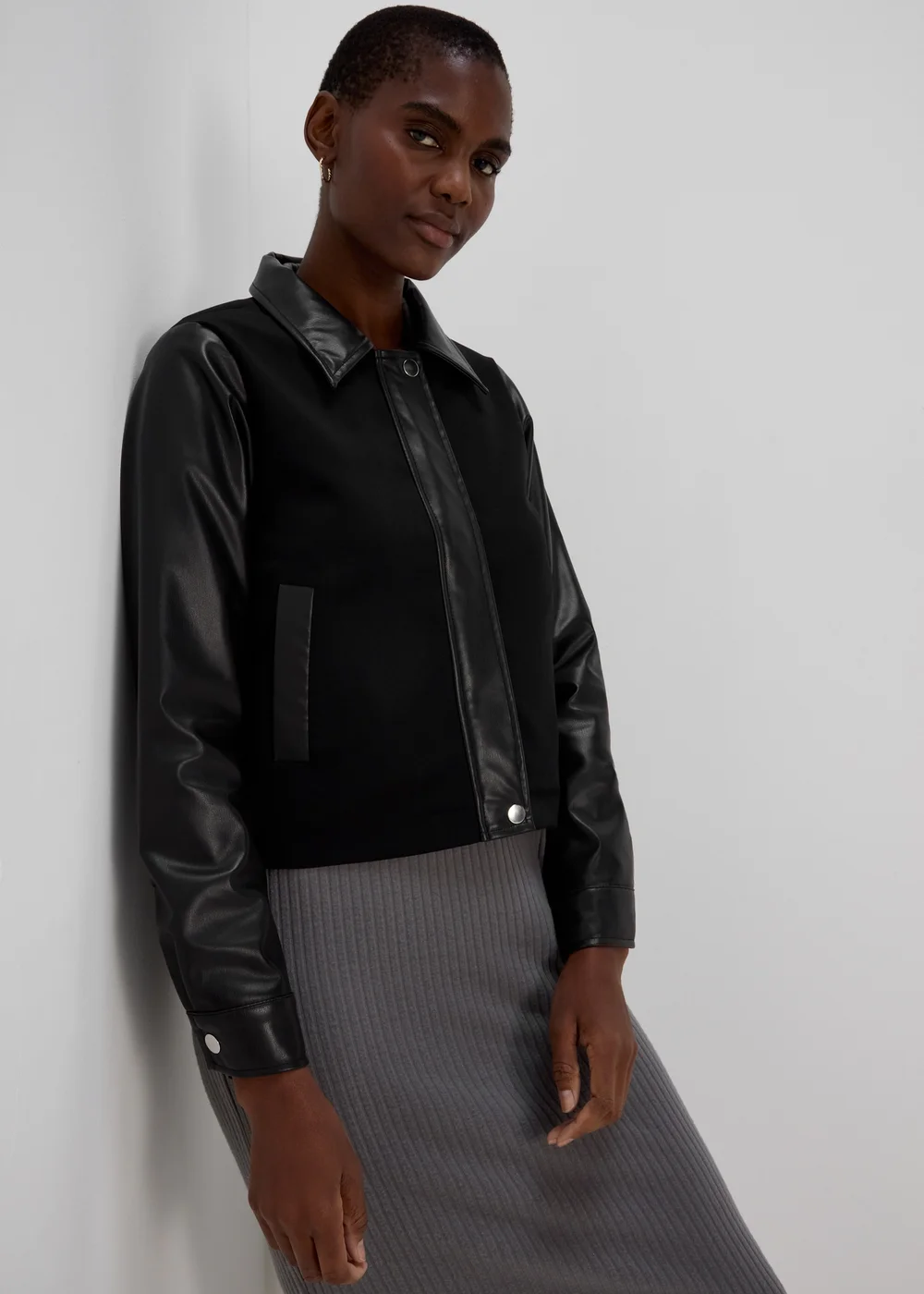 Black Trucker Jacket - 8 Image 1