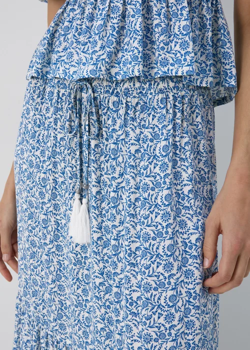 Papaya Petite Blue Floral Crinkle Viscose Skirt - Size 6 Image 3