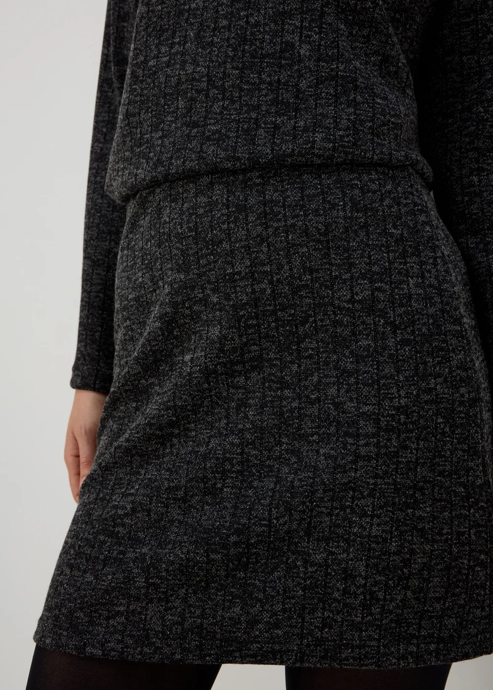 Black Ribbed Mini Skirt - 8 Image 3