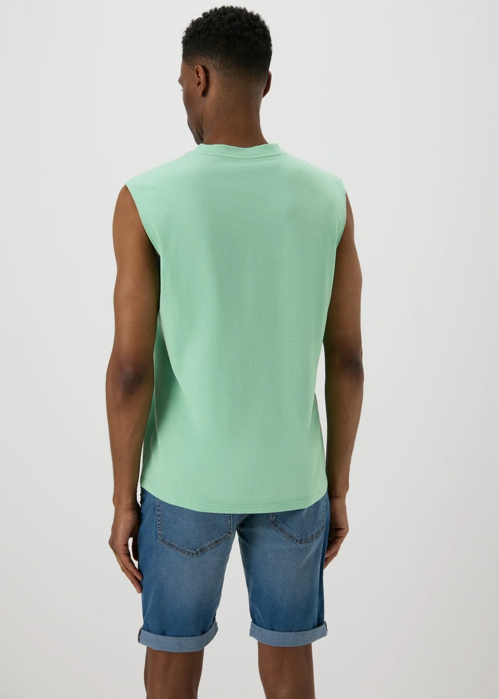 Green Badge Vest - S Image 2