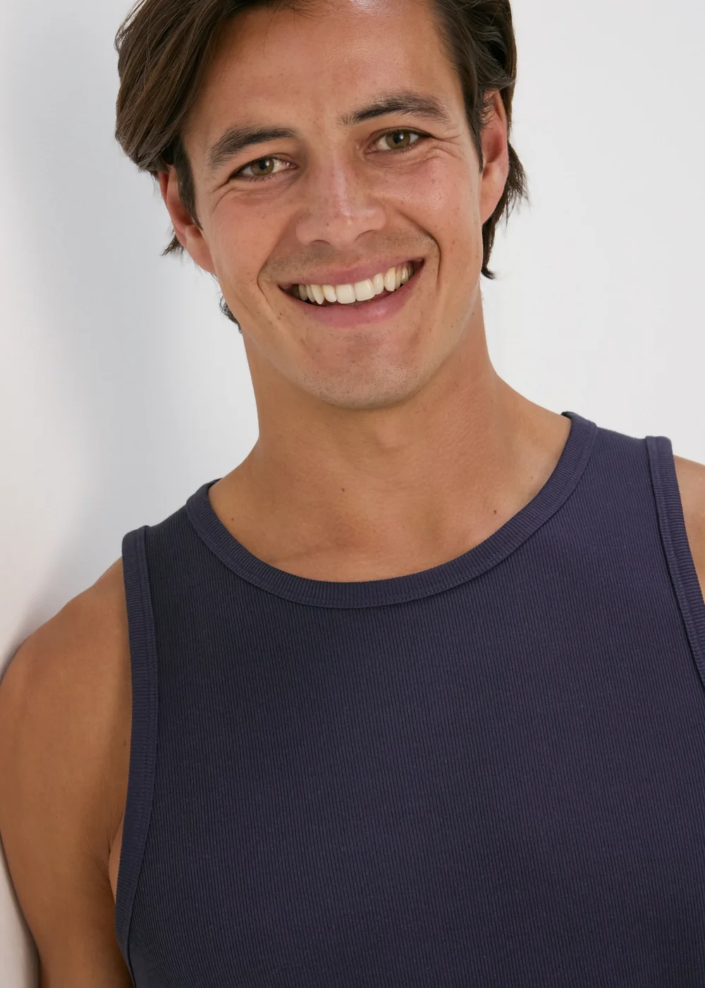 Navy Ribbed Vest - S Image 3
