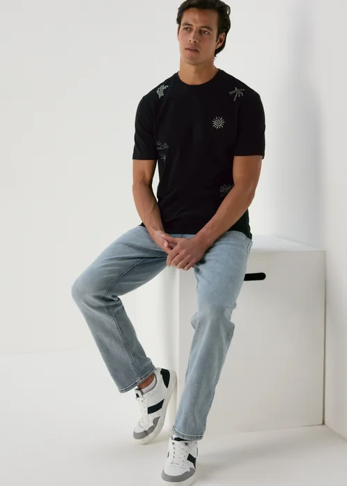 Black Abstract Embroidered T-Shirt - S Image 4