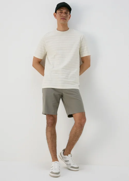 Ecru Badge Textured T- Shirt - S Image 4