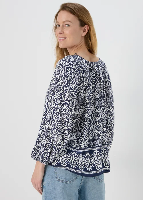 Navy Printed Button Down Blouse - Size 8 Image 2