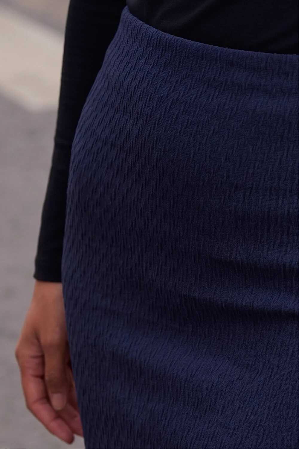Roman Navy Short Textured Elastic Waist Jersey Skirt - 12 Image 4