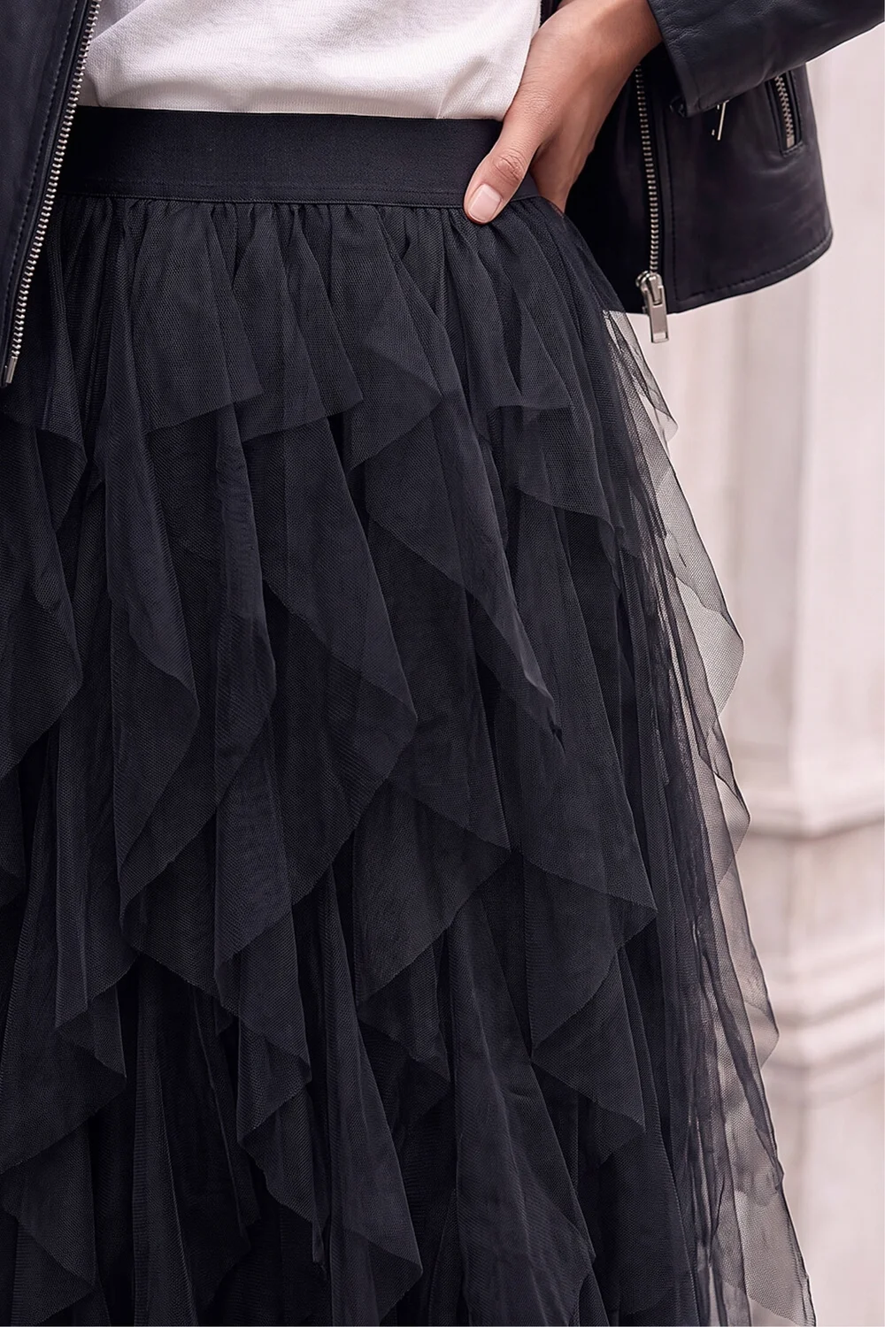 Roman Black Elastic Waist Mesh Layered A Line Skirt - 12 Image 4