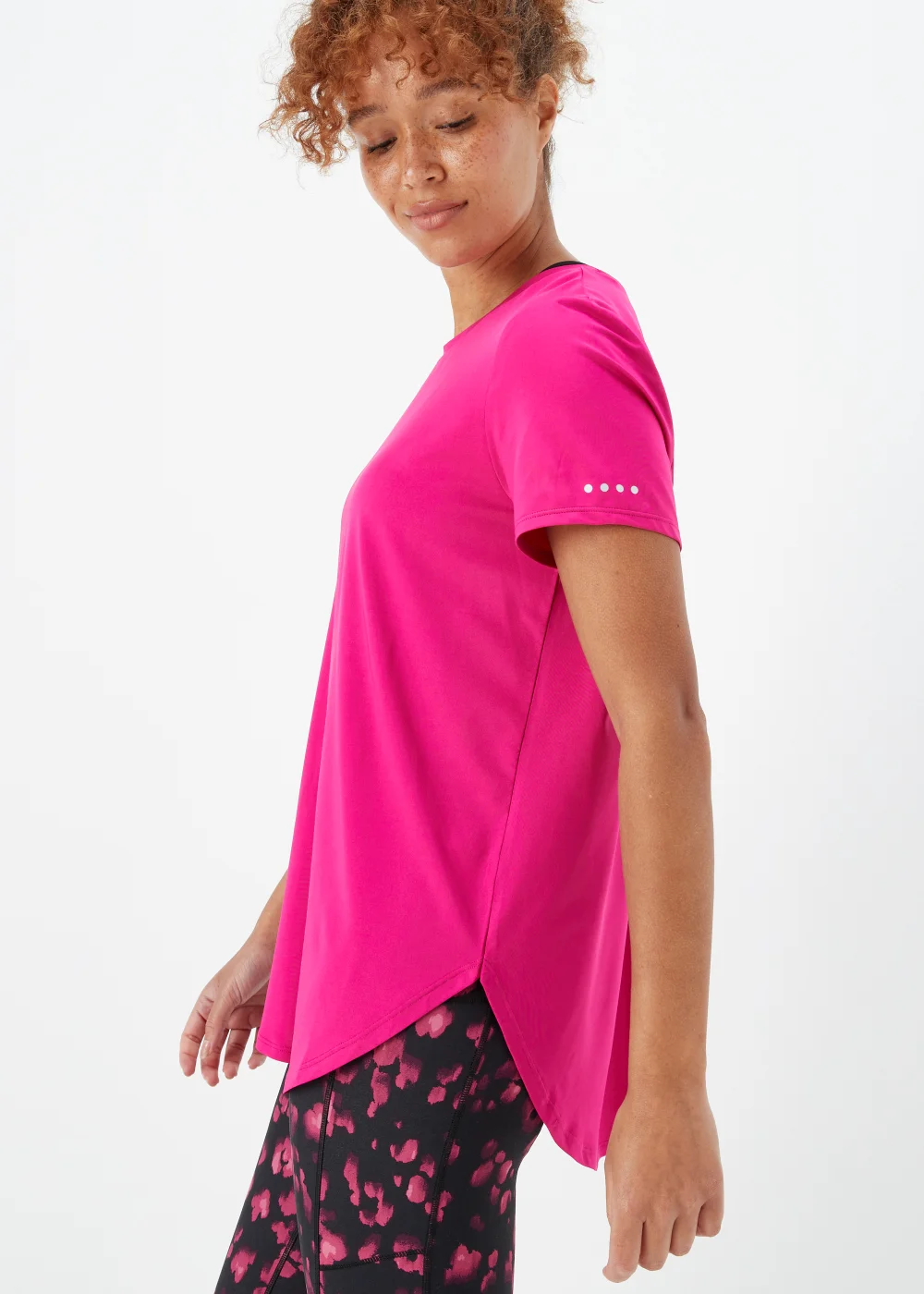 Souluxe Pink Longline Sports T-Shirt - Small Image 3