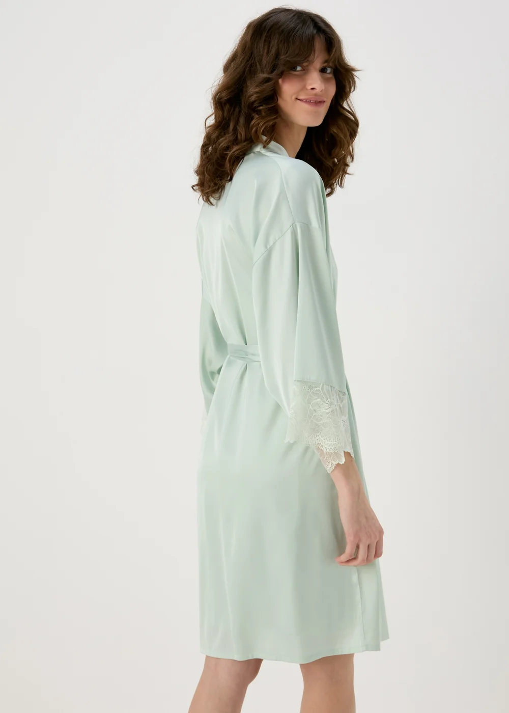 Green Lace Bridal Dressing Gown - Small Image 2