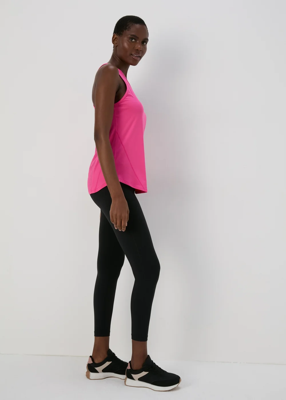 Souluxe Pink Mesh Sports Vest Top - S Image 4