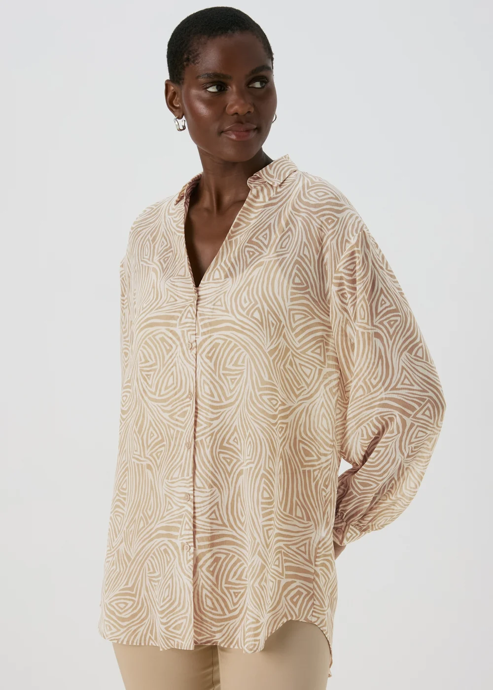 Et Vous White Geo Print Blouse - Size 8 Image 1