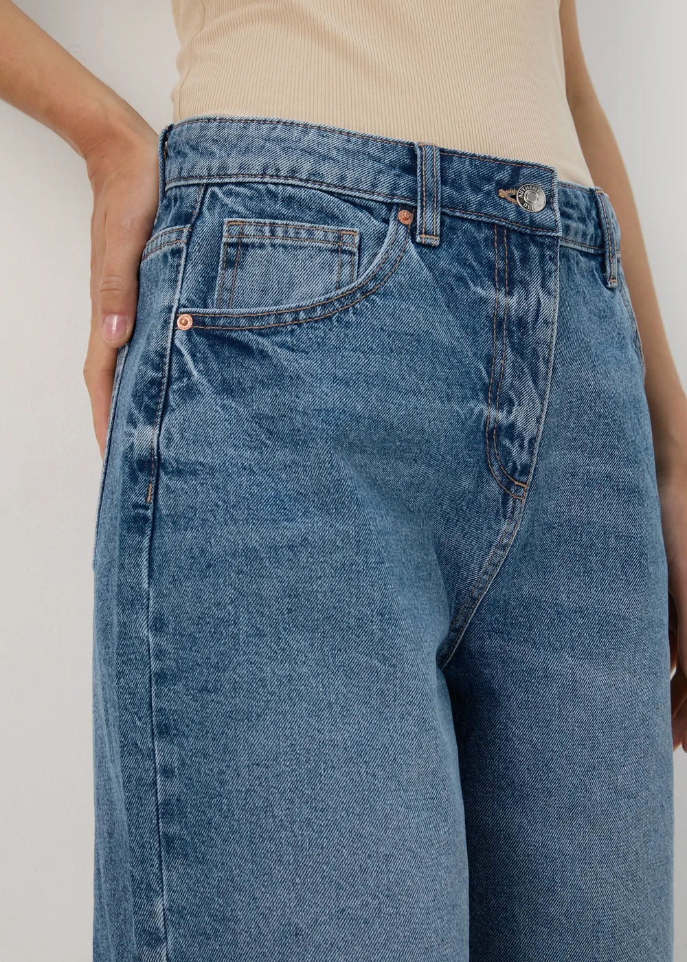 Mid Wash Longline Denim Shorts - 8 Image 3