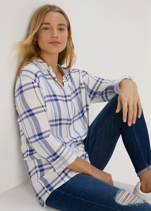White Check Viscose Shirt - Size 8 Image 1