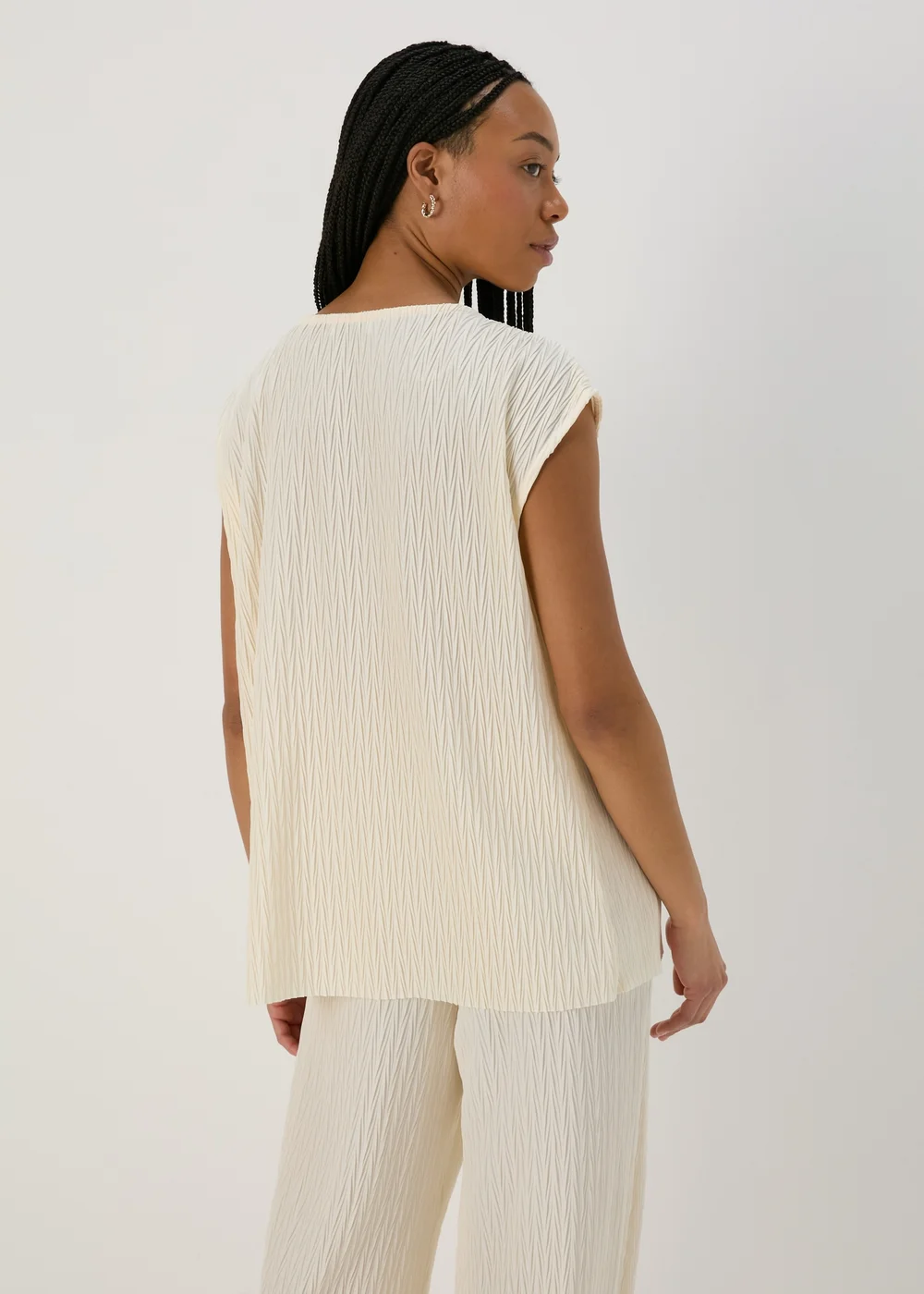 Cream Textured V Neck Co Ord Top - Size 6 Image 2