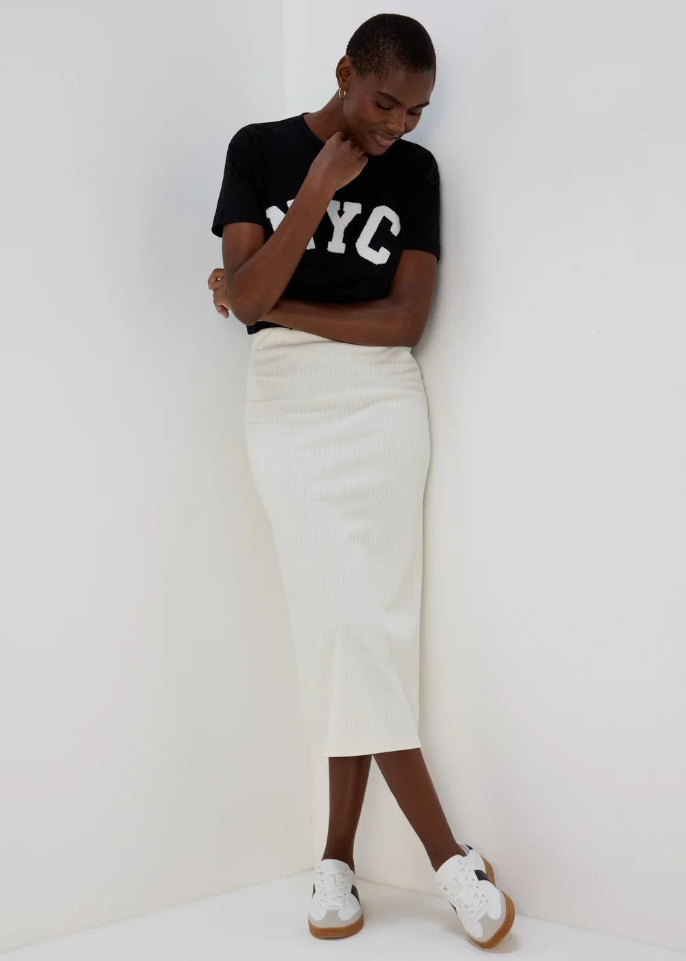 Ivory Textured Midi Skirt - Size 8 Image 1