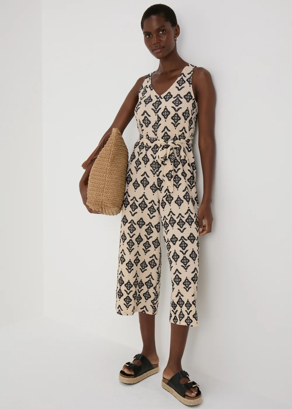 Cream V Neck Crinkle Jumpsuit - 8 Image 3