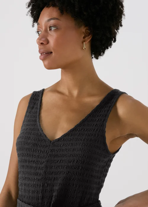 Black V Neck Textured Jumpsuit - 8 Image 3