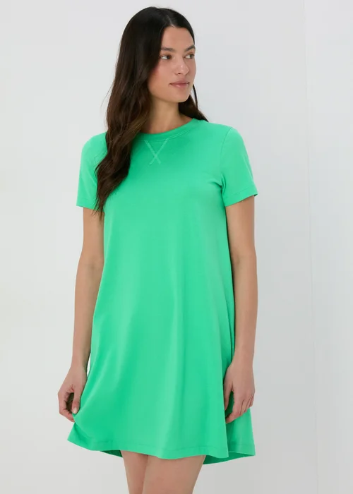 Green T-Shirt Dress - 8 Image 1