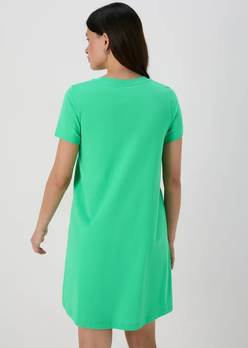 Green T-Shirt Dress - 8 Image 2