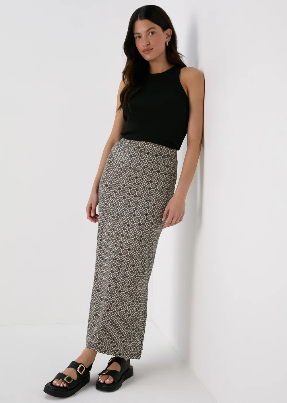 Black Tile Print Jersey Maxi Skirt - 8 Image 1