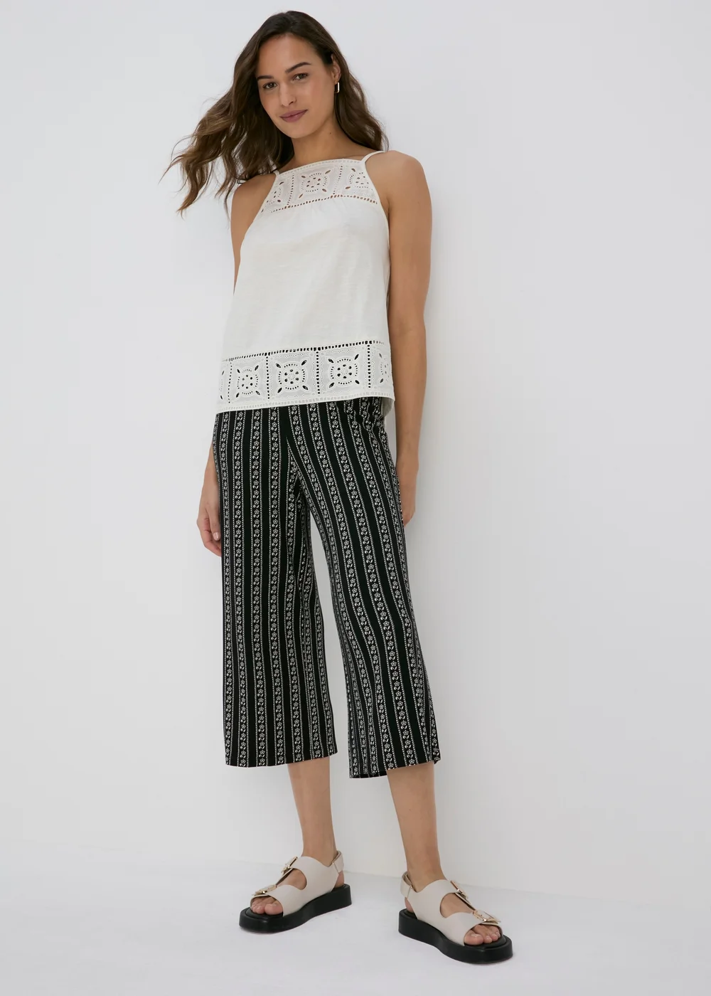 Black Mono Wide Leg Crop Trousers - Size 8 Image 1