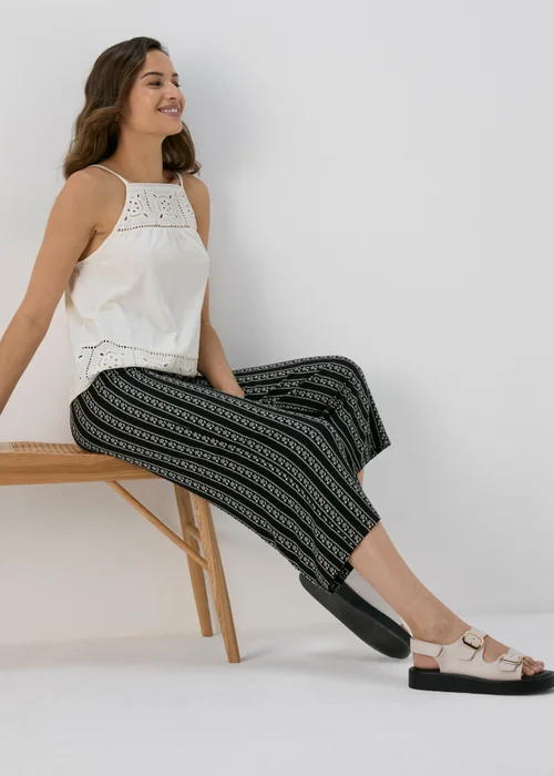 Black Mono Wide Leg Crop Trousers - Size 8 Image 4