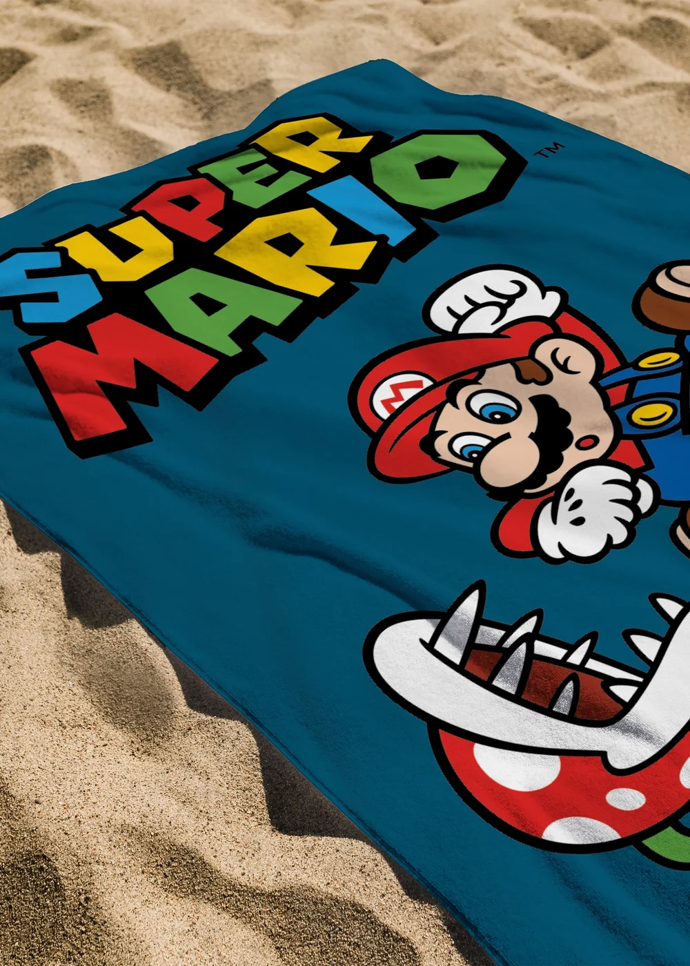 Super Mario Leaping Towel - 70x140cm Image 5