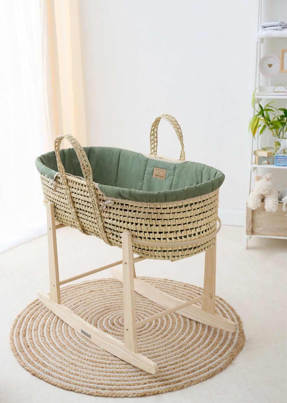 Clair de Lune Organic Palm Moses Basket with Rocking Stand - One Size Image 2