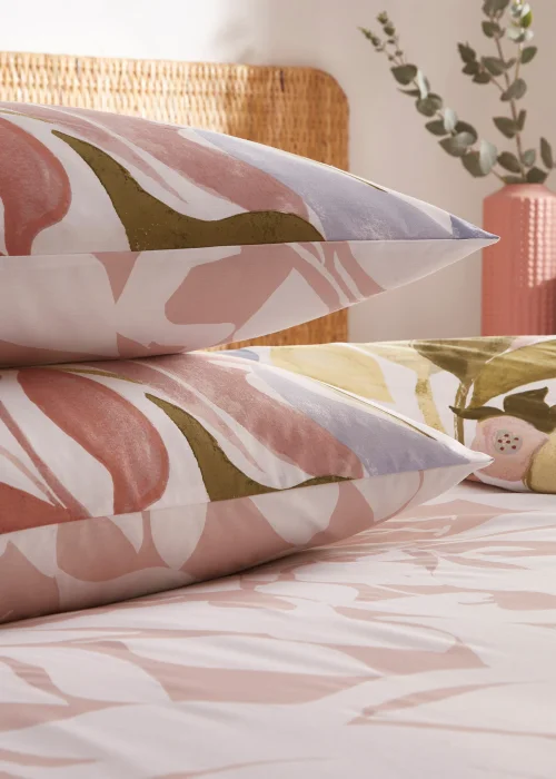furn. Amarosa Abstract Floral Duvet Cover Set Pink - Single Image 4