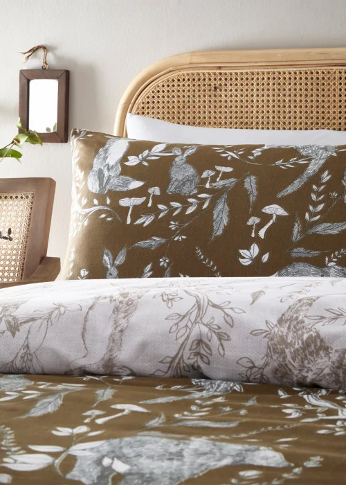 furn. Buckthorn Woodland Duvet Cover Set Amber - Single Image 4