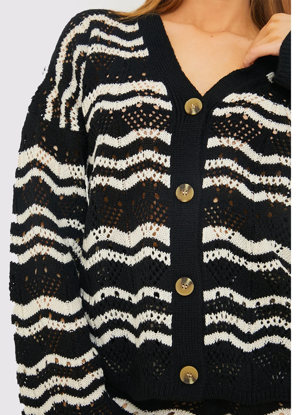 In The Style Black Knitted Co Ord Cardigan - 26-28 Image 4