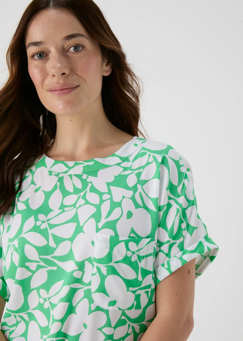 Green Patterned Pocket Box Top - 8 Image 1