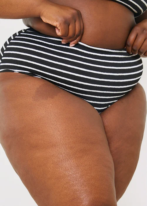 In The Style Black Crinkle Stripe Bikini Bottom - Size 8 Image 6