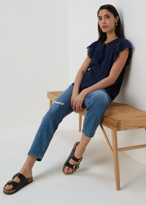 Navy Textured Lace Top - 8 Image 4