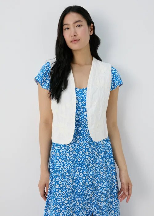 White Embroidered Waistcoat - 8 Image 1