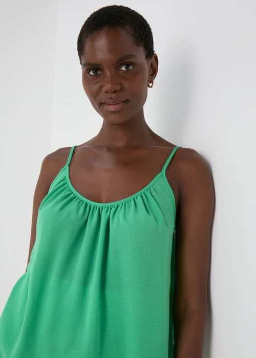 Green Solid Cami Top - 8 Image 3