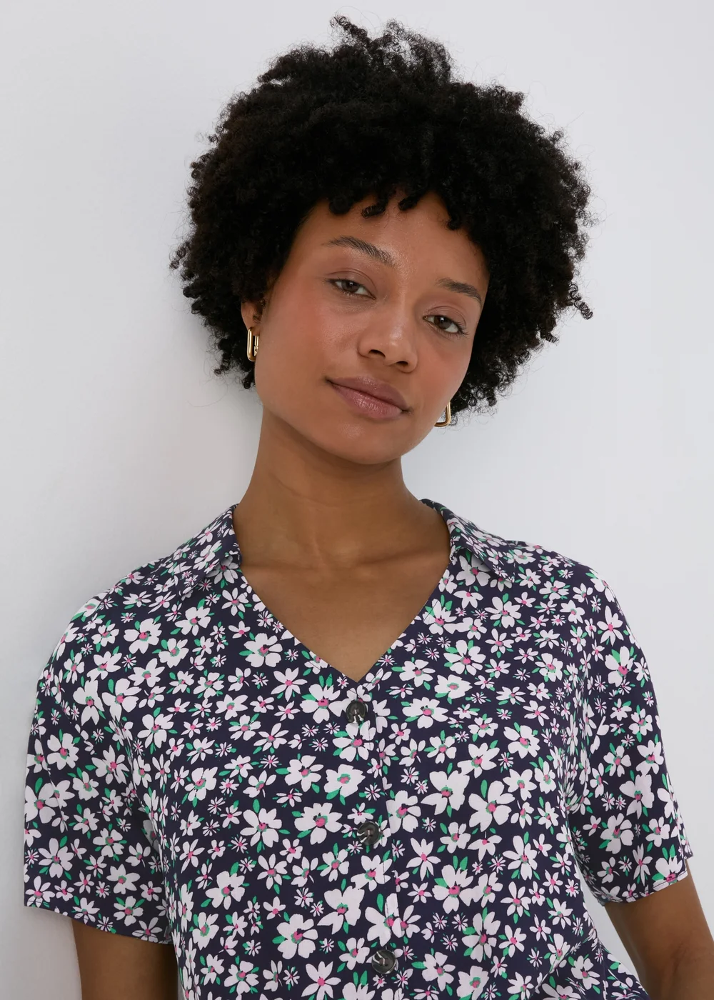 Navy & Blue Ditsy Tie Front Viscose Top - 8 Image 3