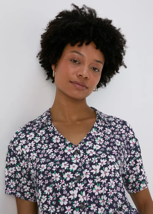 Navy & Blue Ditsy Tie Front Viscose Top - 8 Image 3