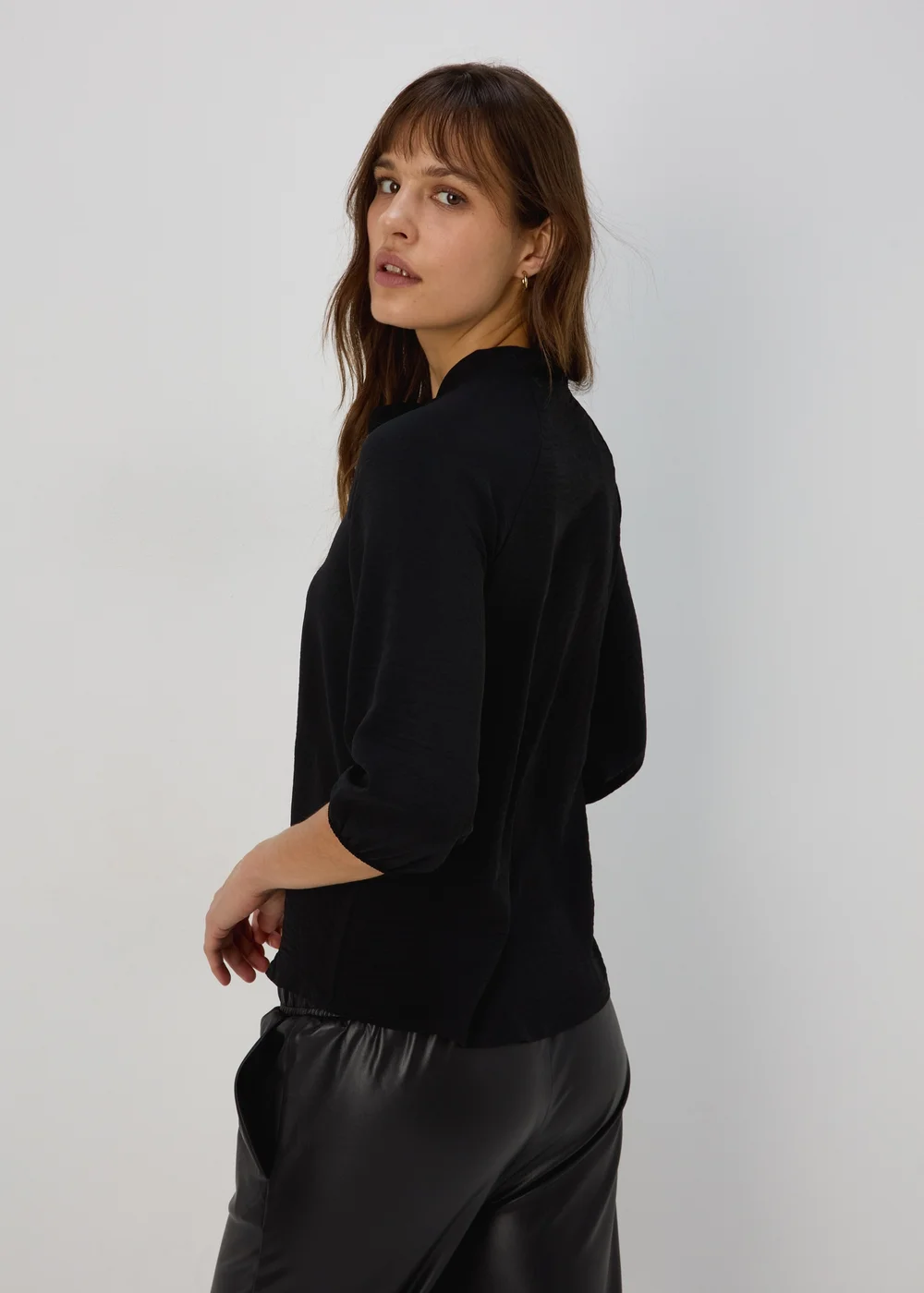 Black Pussybow Blouse - 8 Image 2