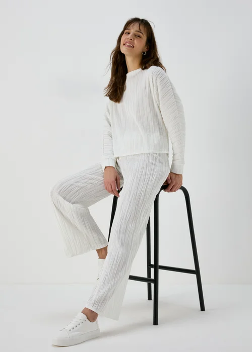 Cream Pleated Trousers - 8 Image 1