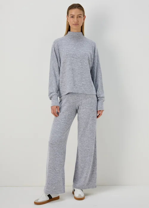 Grey Long Sleeve Dolman Top - Size 8 Image 1